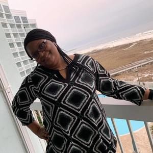 Meet your Posher, Shona